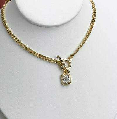 Taylor Shaye Glam Toggle Necklace