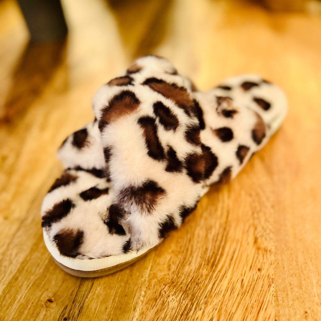 Leopard Beige Furry Slipper