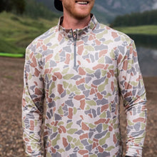 Load image into Gallery viewer, Burlebo Performance Quarter Zip - Driftwood Camo
